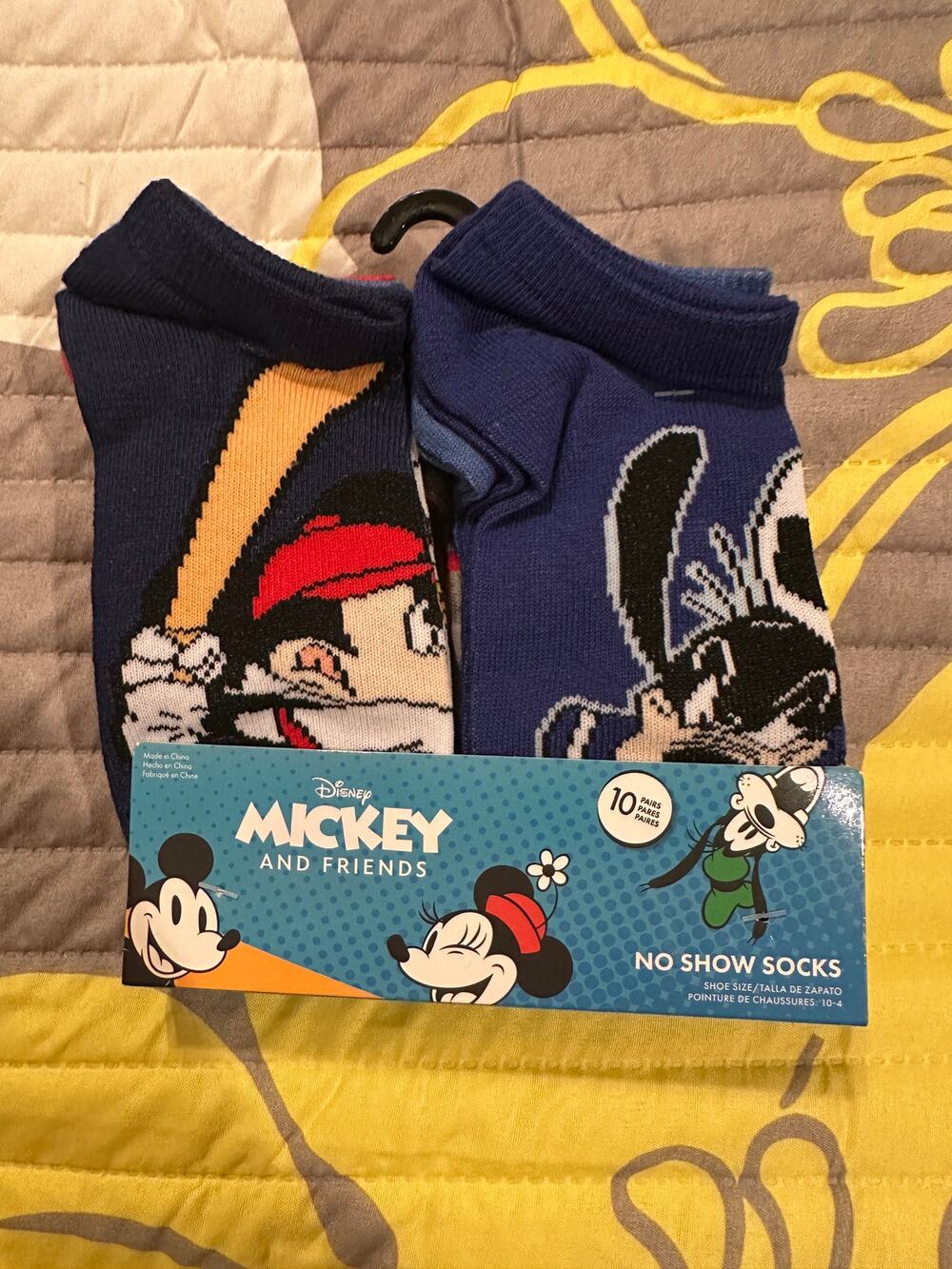 NWT Disney Mickey and Friends Sports 10 pk of No Show Socks sz 10-4